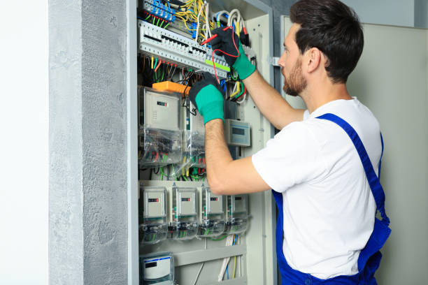 Best Affordable Emergency Electrician  in Pecan Grove, TX